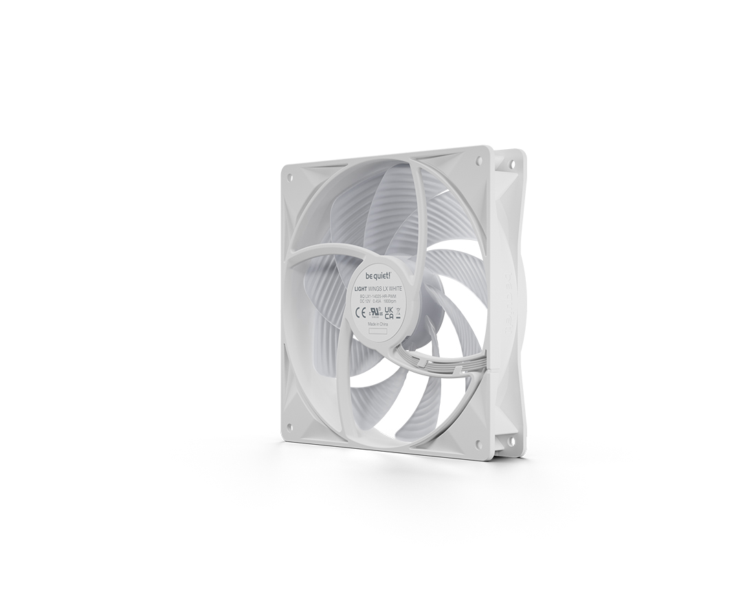 LIGHT WINGS LX | 140mm PWM HS 3-Pack W silent essential Fans from